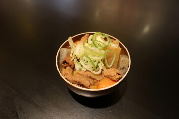 おふくろのもつ煮食べ放題・こだわり酒場のレモンサワー
